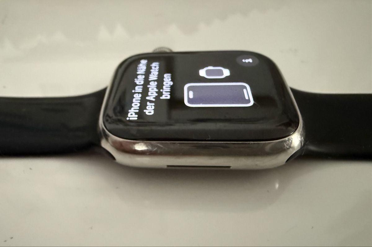 Apple Smartwatch: Apple Watch Series 7, 41mm, GPS, LTE – Difettoso da Winterthur venduto da Fabri2 6