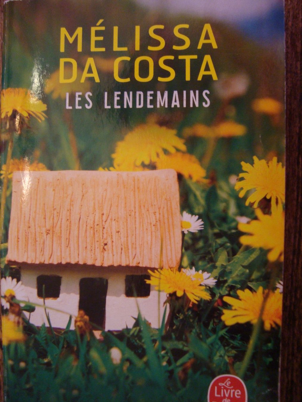 Livres: Mélissa Da Costa: Les lendemains – Neuf (Voir description) à Fribourg par ruswil007