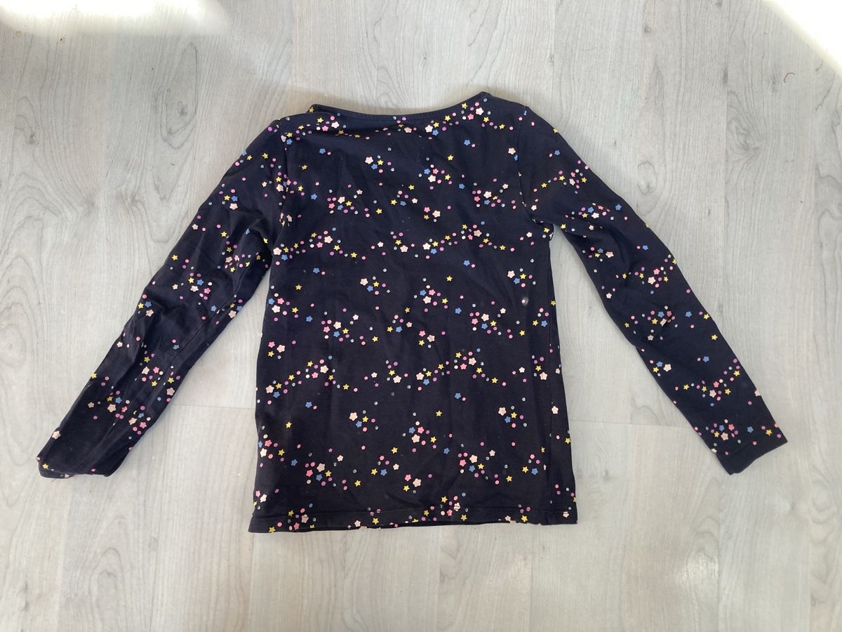 H&M Camicette, T-shirt & Top: Langarmshirt 128 H&M – Usato da Amden venduto da Karplusan 1