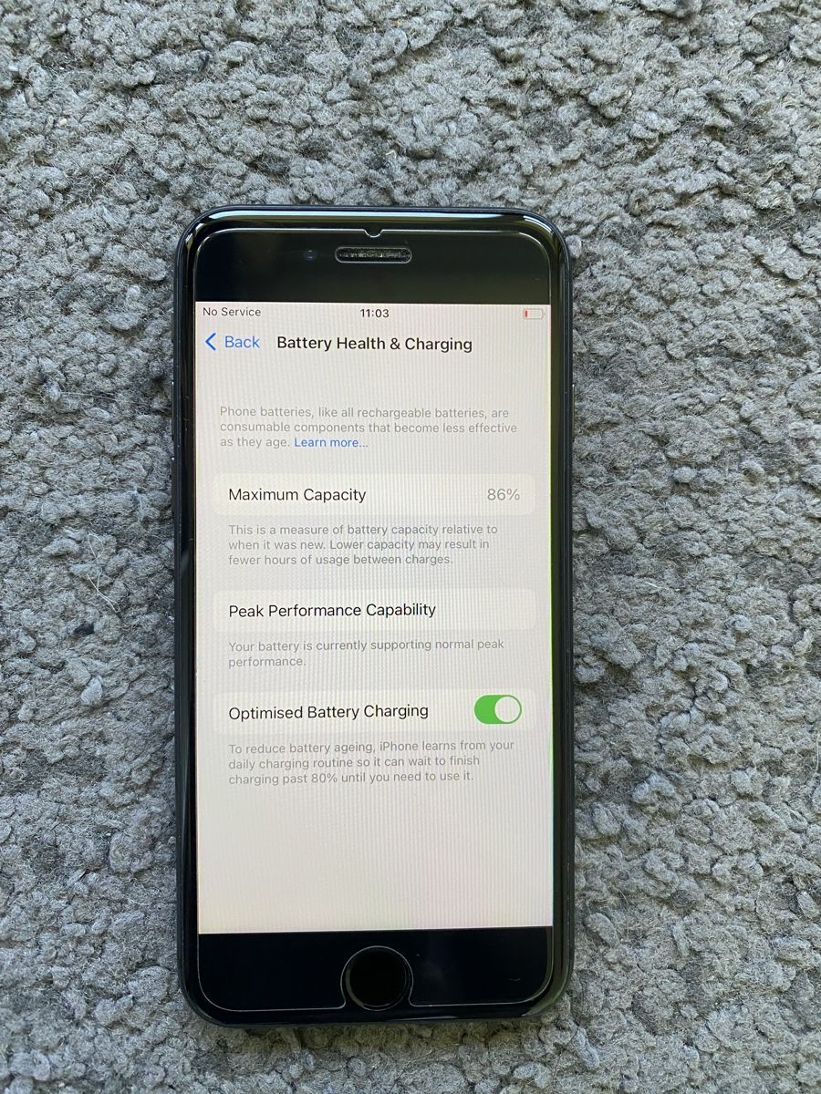 Apple Telefoni cellulari / Smartphones: iPhone 8 64GB - Noir - batterie 86% – Usato da Genève venduto da eth_6qs6 2