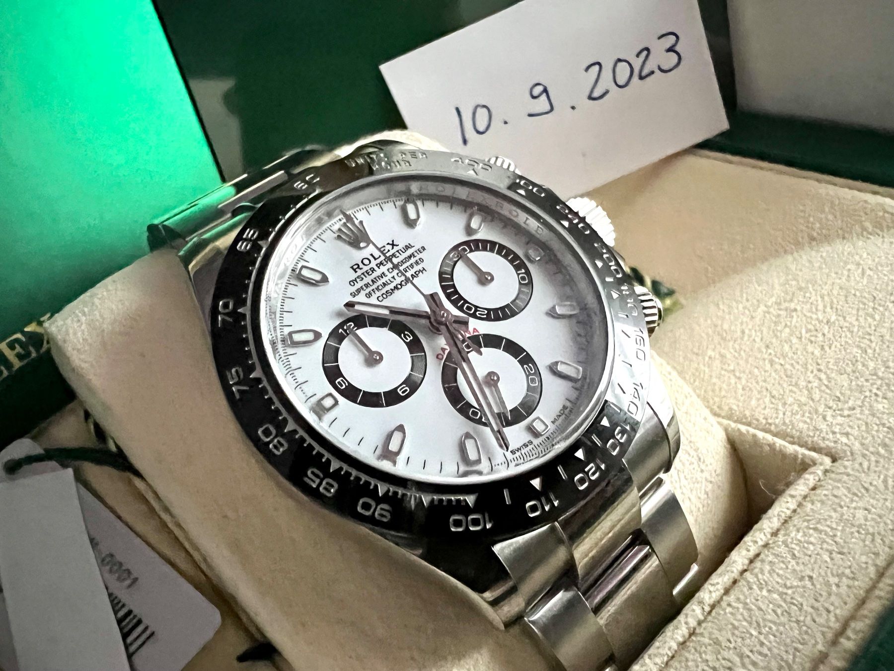 Rolex Uhren: Rolex Daytona Panda 116500LN FullSet neu – Neu und originalverpackt aus Lachen von  2