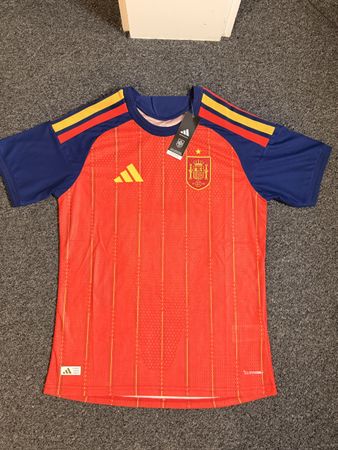 Maillot foot Espagne Adidas rouge taille M neuf