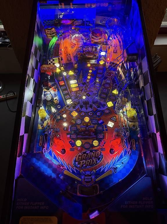 Stern Pinball Flipperkästen: Flipperkasten STERN  Grand Prix – Gebraucht aus Wildegg von Dmusso 1