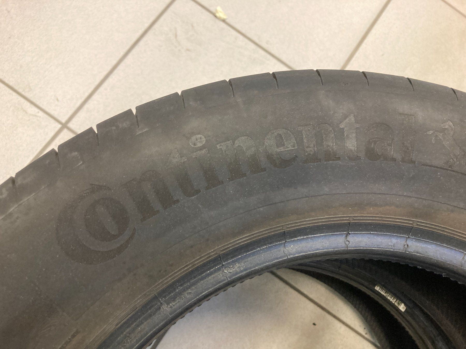 Continental Pneus & Kompletträder: 195/65R15 Sommerpneu Continental – Gebraucht aus Cham von WB2223 3
