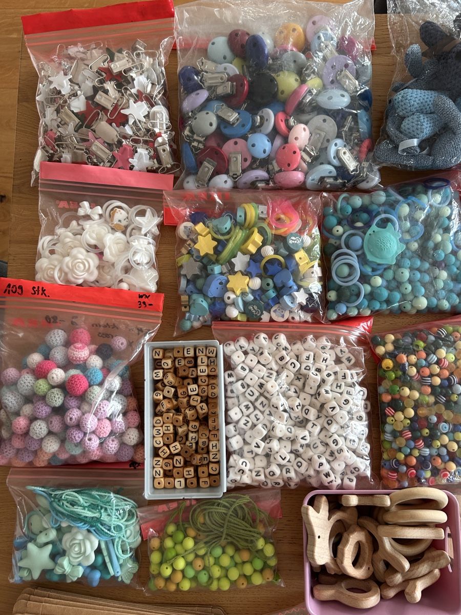 Kit bricolage: Bastelmaterial Schnullerketten XXL! – Nuovo (secondo la descrizione) da Rothrist venduto da Nadjane 1