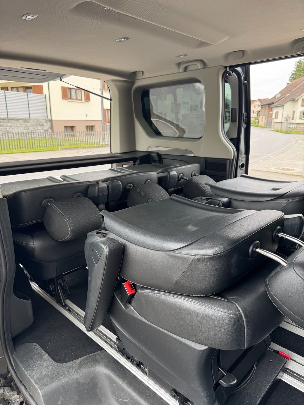 Opel Automobili: Opel Vivaro Tourer – Usato da Montlingen venduto da lohernet 9