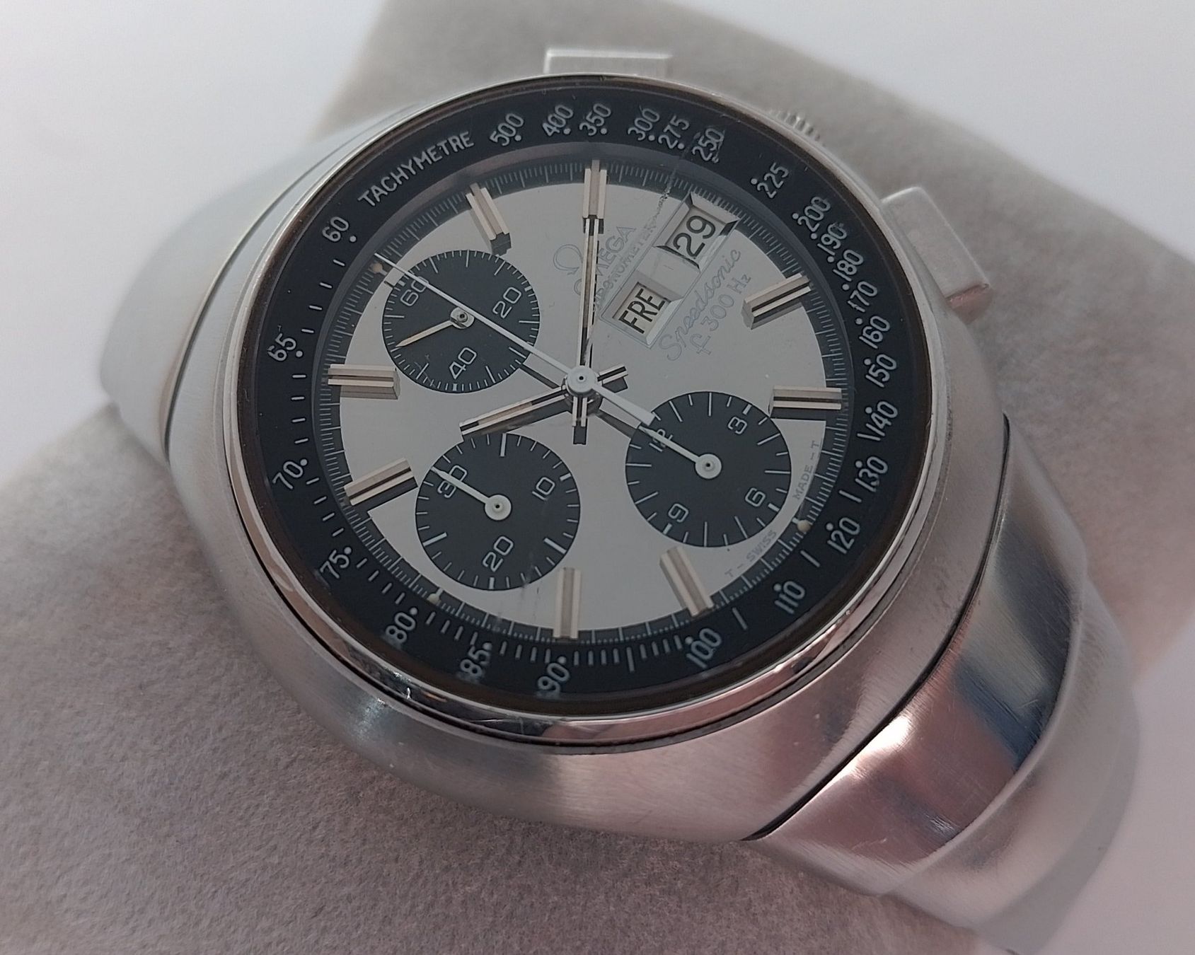 Omega Orologi: Omega Speedsonic "Lobster" mirrow dial (Ref: 188.0001) – Usato da Basel venduto da Givens_Watches