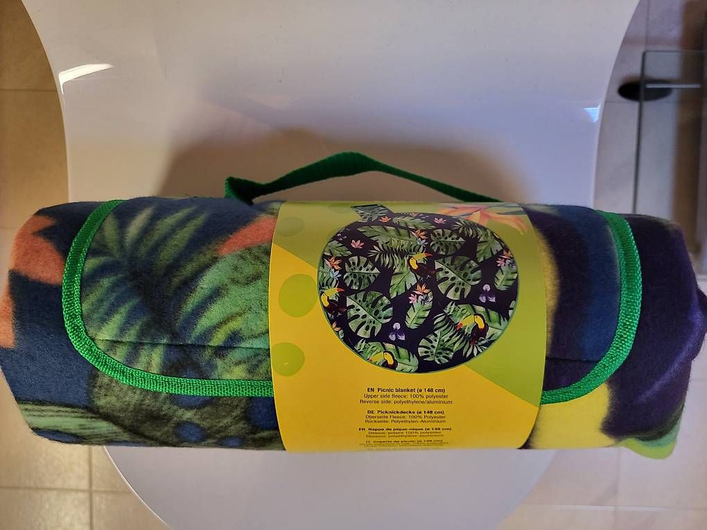 Coperte: Picknick Decke ø 148 cm Neu – Nuovo (secondo la descrizione) da Ennetbürgen venduto da Ribi8 2