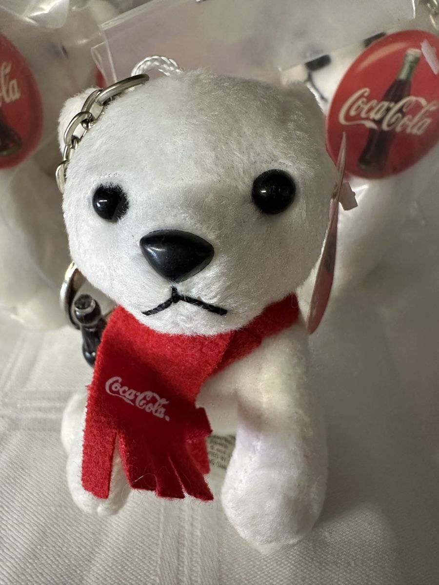 Coca-Cola Schlüsselanhänger & - bänder: Coca Cola Schlüsselanhänger Neu Preis/stk – Neu und originalverpackt aus Sevelen von Stopglobal. 3
