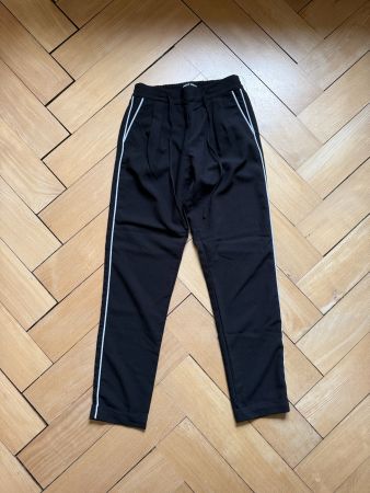 Hose schwarz locker 34