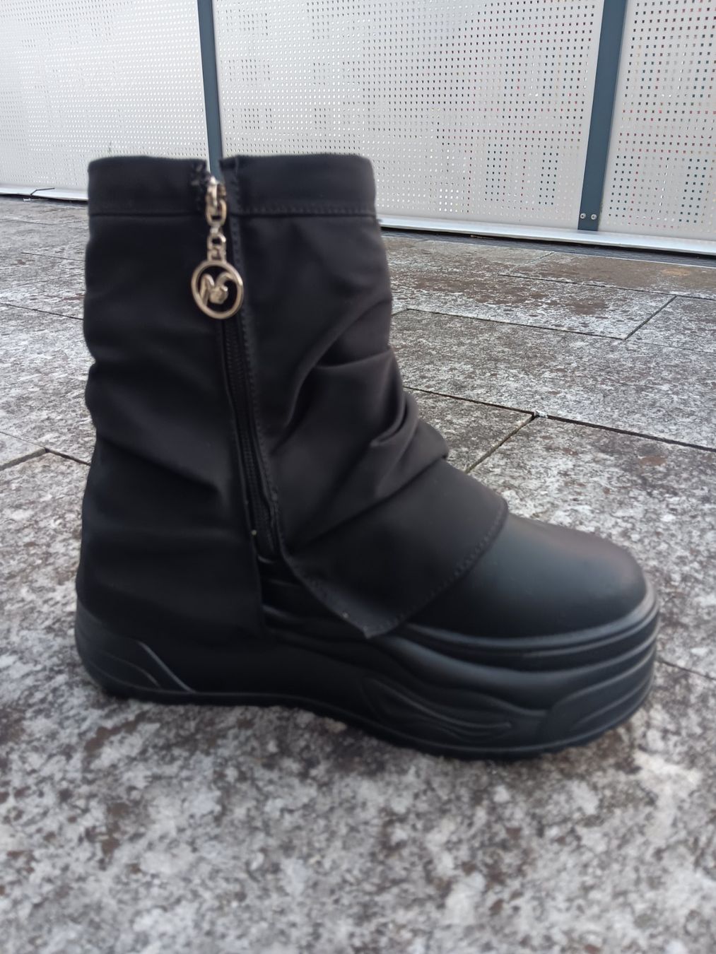 Scarpe da donna: Boots Gothic Style,hohe plateau NEU Gr.38 – Nuovo (secondo la descrizione) da Sachseln venduto da dz1979dz 2