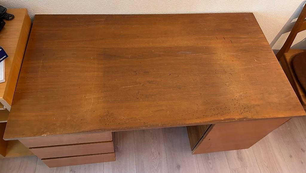 Scrivanie: Pult furniert – Usato da Aarau venduto da sibyllegraber 2