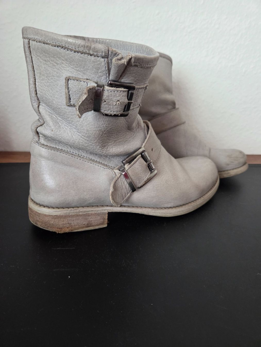 Scarpe da donna: Handmade Stiefeletten Leder grau – Usato da Zürich venduto da Stephs13 3