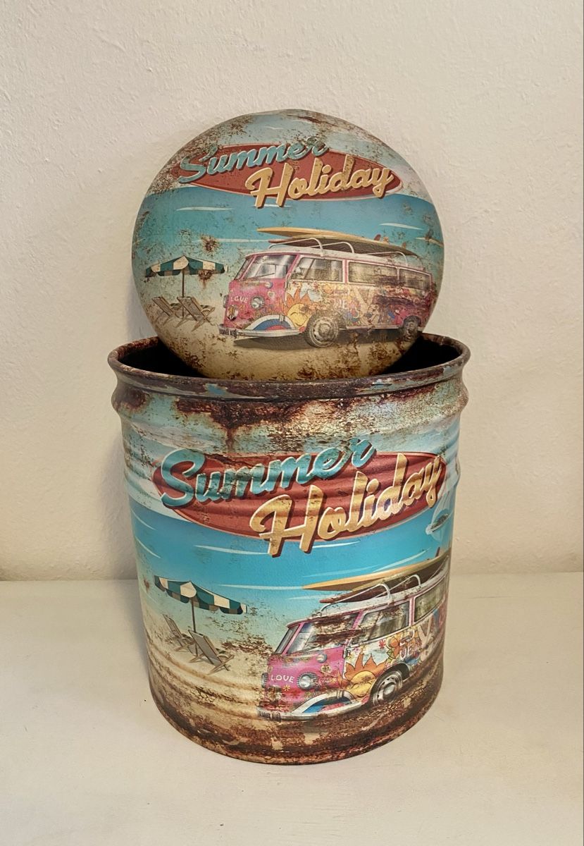 Sgabelli: Vintage Hocker – Usato da Etzwilen venduto da Roto2