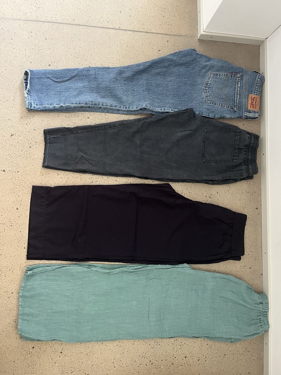 Lotti di vestiti: Kleiderpaket Damen  – Usato da Zürich venduto da redberry 1