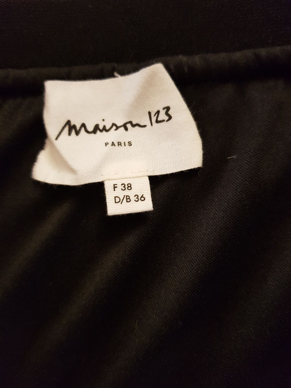 Maison 123 Gonne: Jupe soirée noire Maison 123 Paris à sequins, taille 36 – Nuovo (secondo la descrizione) da Veyrier venduto da sosozizou 1