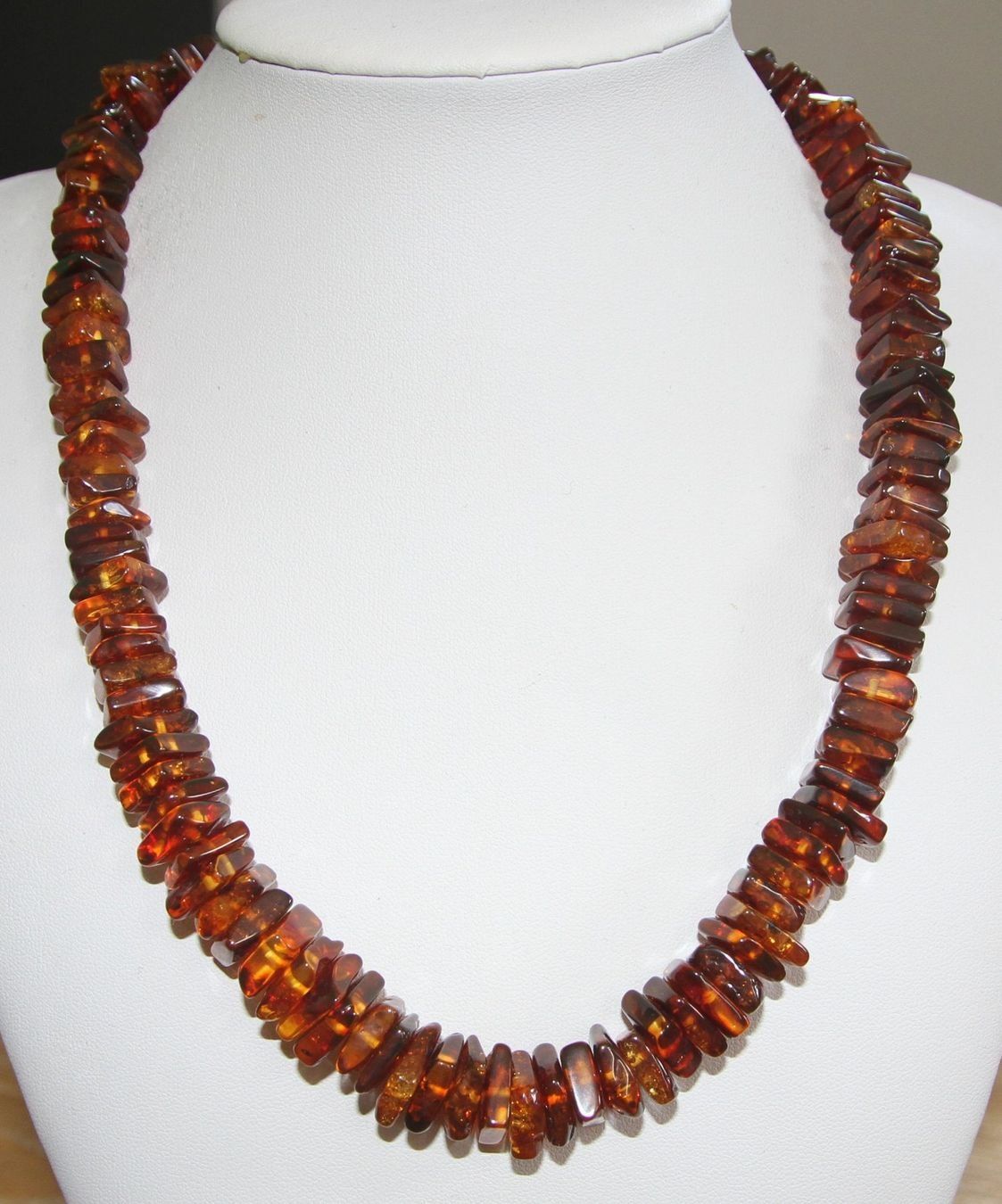 Catenine: Nachlass: Ostsee Bernstein Schmuck Kette Collier 50 Gramm – Usato da Matten b. Interl venduto da EdelsteineInterlaken 2