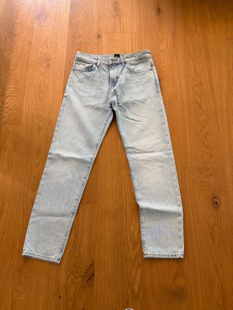 Jeans BOSS Herren hellblau Grösse 31/32 guter Zustand