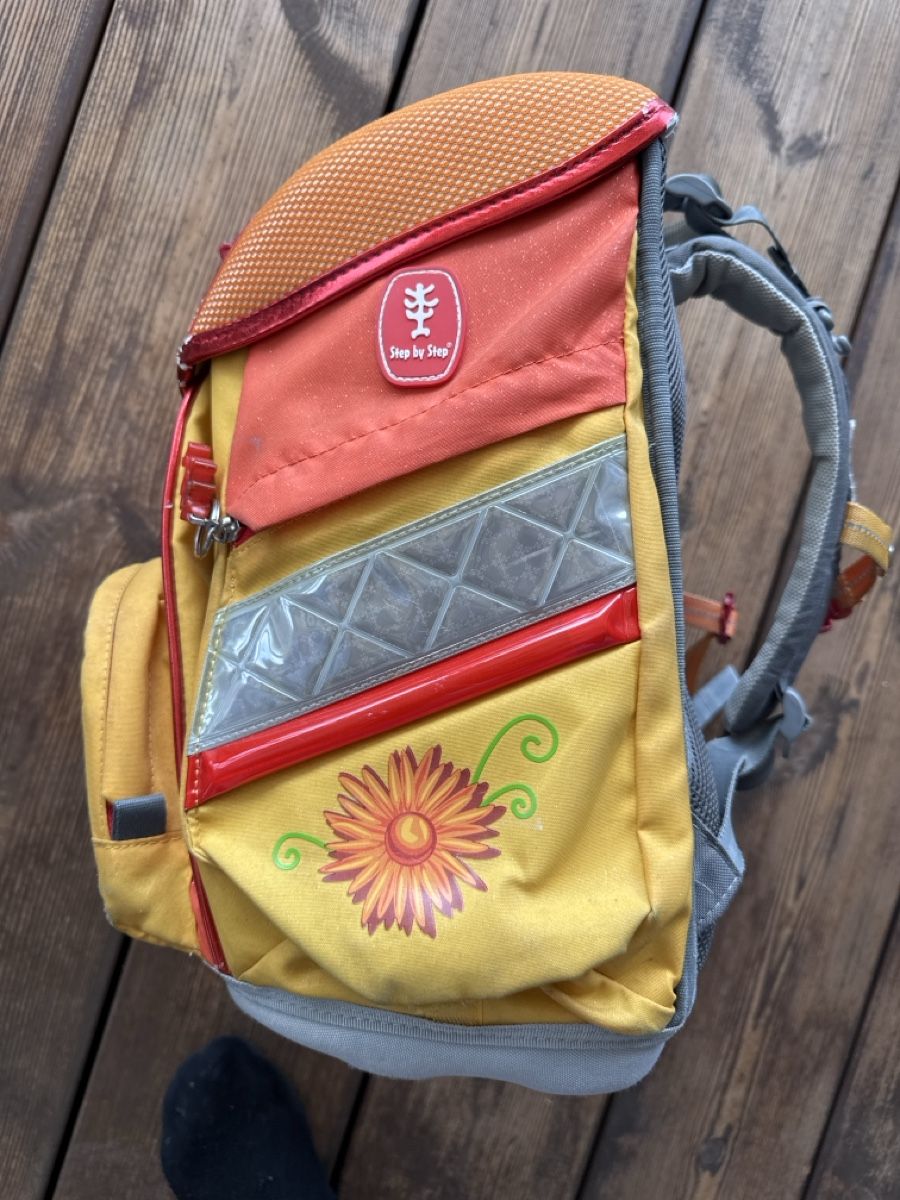 Step by Step Kindertaschen: Schulranzen Set Step by Step bunte Blumen mit Beleuchtung – Gebraucht aus Niederlenz von Abume 2
