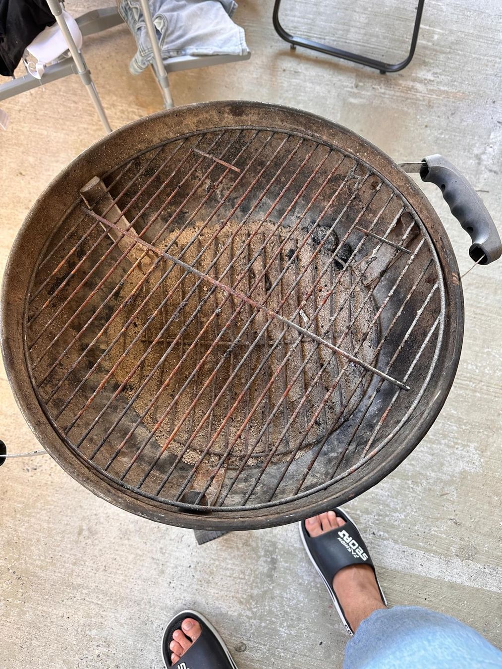 Griglie: Grill . weniggebraucht zuverschenken – Usato da Embrach venduto da raz_7lt8 2