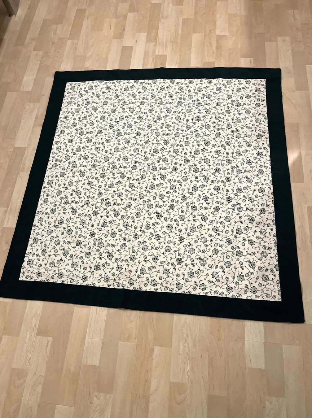 Altra biancheria da tavola: Tischtuch Grösse 120 x 120 cm – Nuovo (secondo la descrizione) da Glattbrugg venduto da Ariel012 1