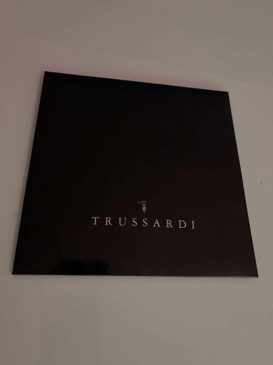 Sciarpe: Trussardi Herren Taschentuch – Nuovo e nell'imballaggio originale da Wangen b. Olten venduto da break72 7
