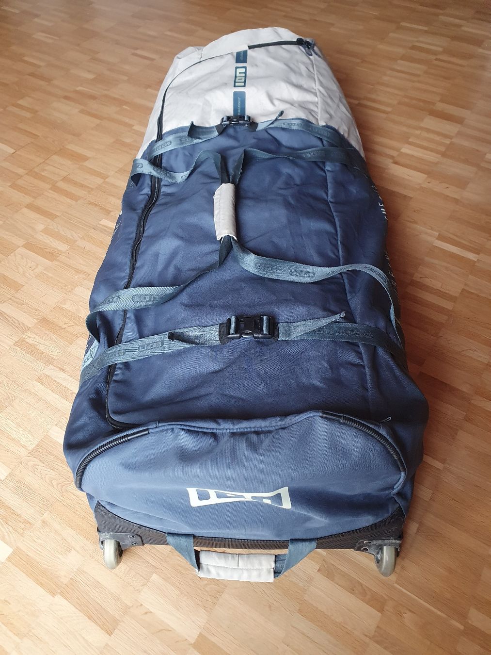 Borse: Kitetasche, Gearbag Core Board and Kitebag ION – Usato da Stein am Rhein venduto da fusselmaus 2