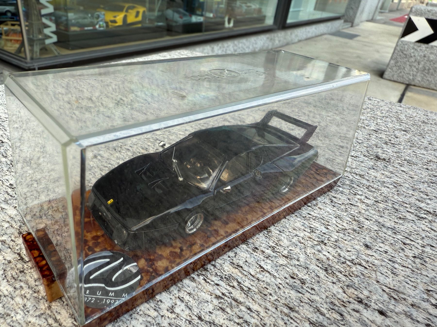 Brumm Modellautos: Brumm 1:43 Ferrari black 512BB Street – Gebraucht aus Chiasso von Carrara-Modellismo 2