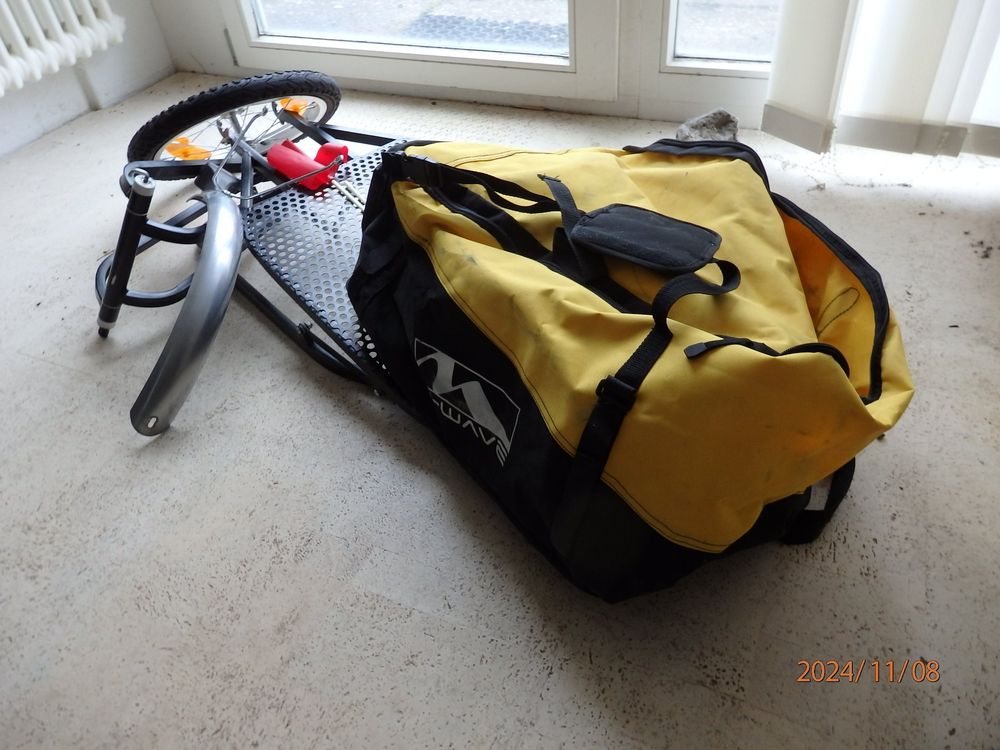 M-WAVE Faltbarer Gepäck-Fahrradanhänger Aus Stahl – Max. 40 Kg Zuladung, 69x73x18,5 Cm, Pulverbeschichtet In Schwarz – Für Touren Und Einkäufe