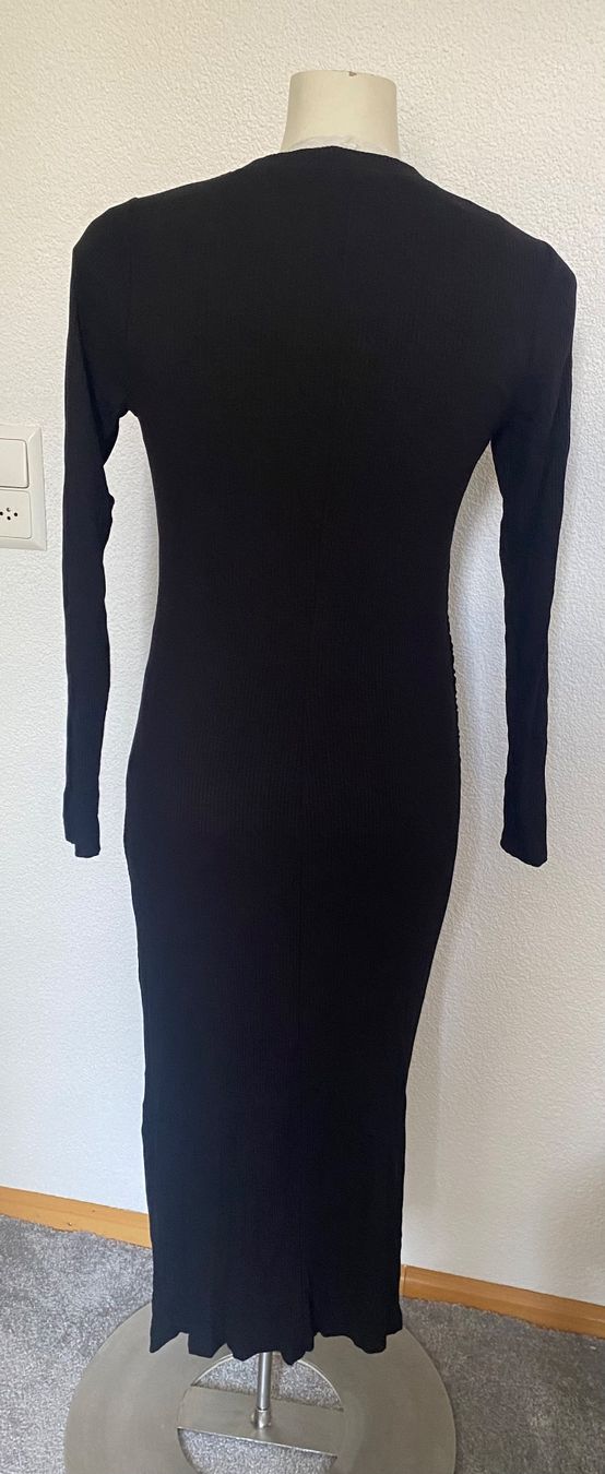 Vestiti: Kleid M schwarz – Nuovo (secondo la descrizione) da Liestal venduto da Goldart 1