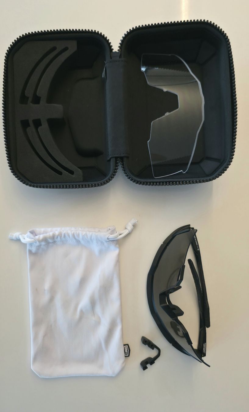 Occhiali & Lenti: Lunettes de soleil 100% Speedcraft noir – Nuovo e nell'imballaggio originale da Le Landeron venduto da hec_5mbg 2