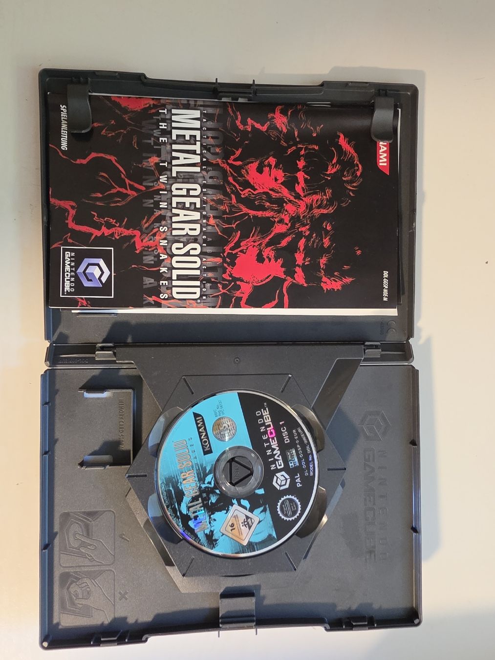 Nintendo Spiele: Metal Gear Solid Twin Snakes GameCube PAL DE + Anleitung – Gebraucht aus Tafers von whereyogamesat 2
