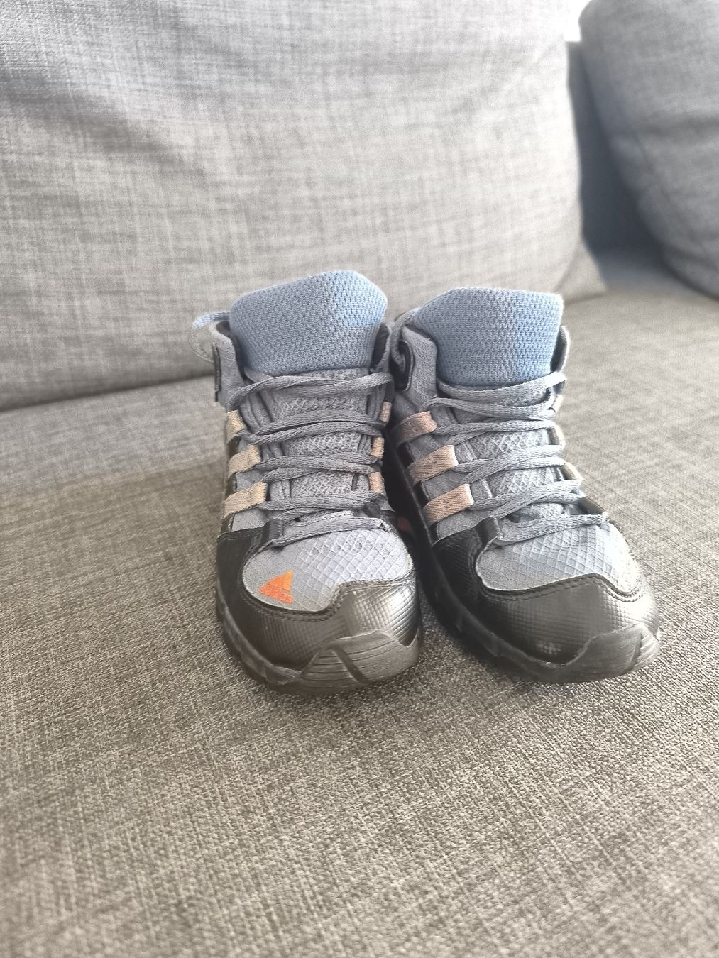 Adidas Scarpe per ragazzi: Adidas Terrex Kinder Wanderschuhe Gore-Tex Grösse  26 – Usato da Courtaman venduto da reingruber 1