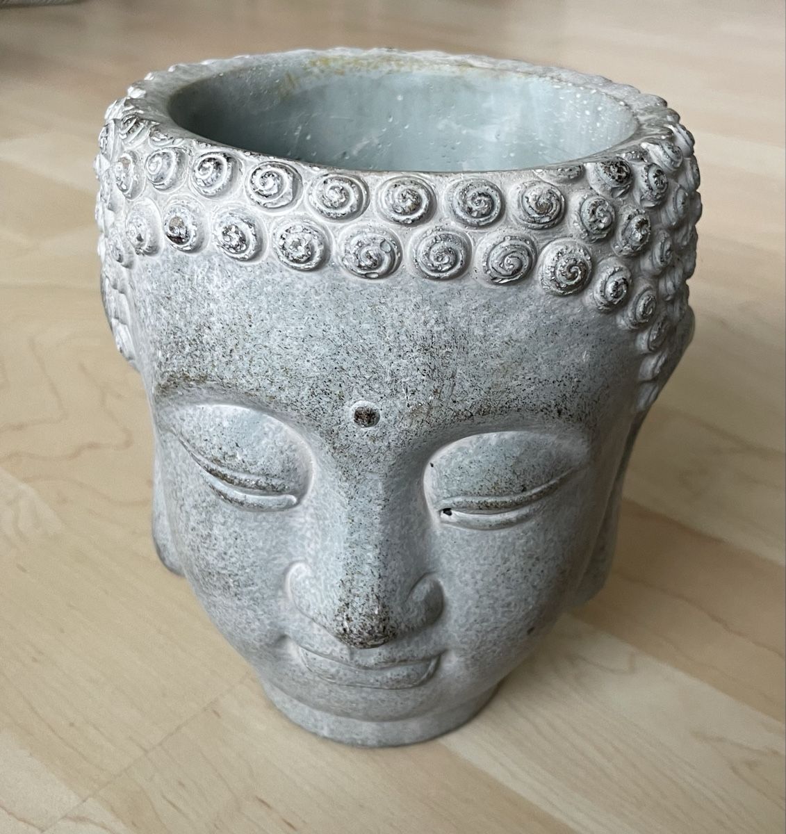 Vasi per fiori: Buddha Kopf - Pflanzentopf – Usato da Unterägeri venduto da Livia.Bie