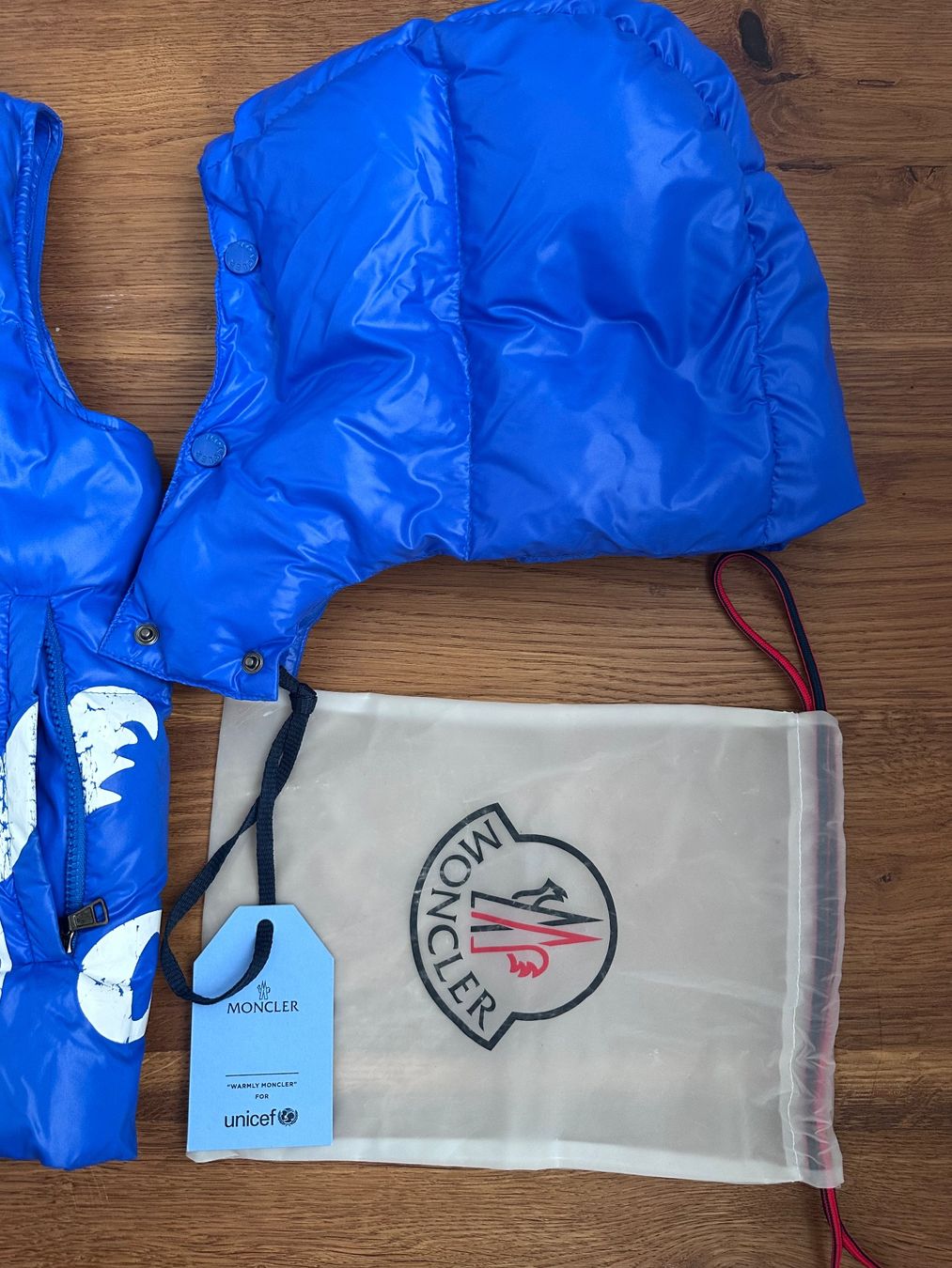 Moncler Altro abbigliamento per bambino: Moncler Vest 140 – Usato da St-Légier-Chiésaz venduto da EvaVDRiviera 7