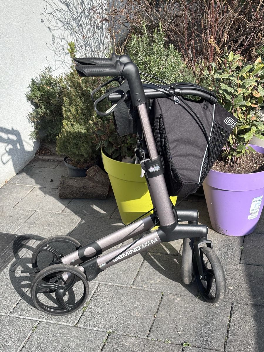 Ausili per la deambulazione: Déambulateur Gemino 30, rollator en aluminium – Nuovo (secondo la descrizione) da Martigny venduto da Mvoide