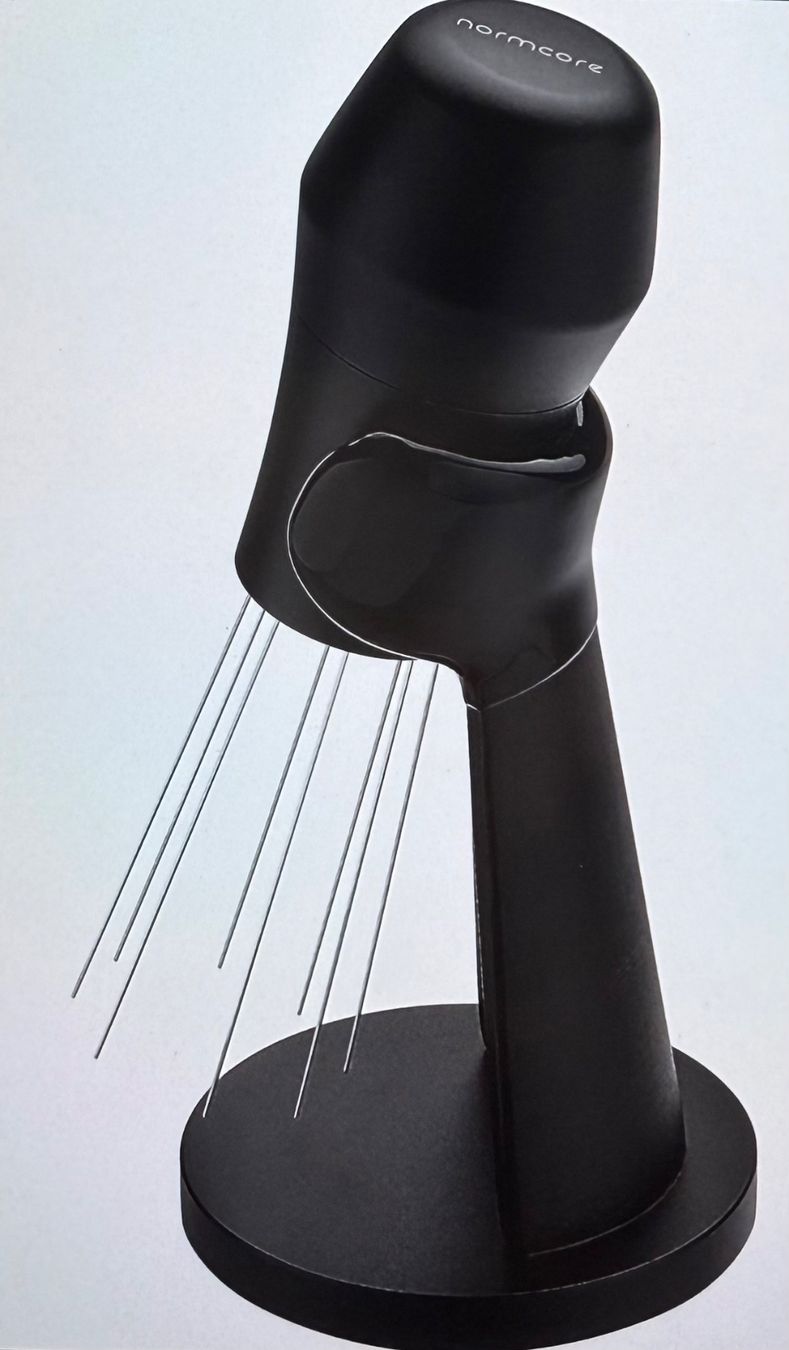 Macchine per caffè & Macchine per espresso: Normcore Premium WDT (Distribution Needle Tool) mit Ständer – Nuovo e nell'imballaggio originale da Basel venduto da Kanako