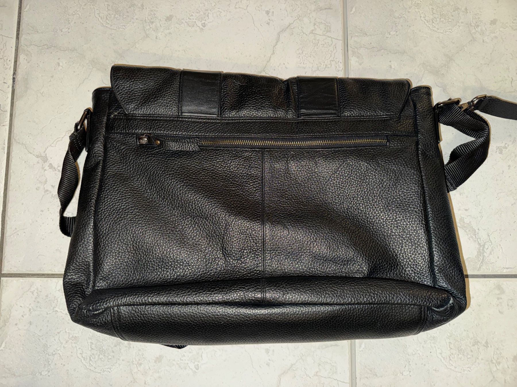 Koffer & Taschen: Umhängetasche / Aktentasche von Manor – Gebraucht aus Gossau ZH von Shaolin 3