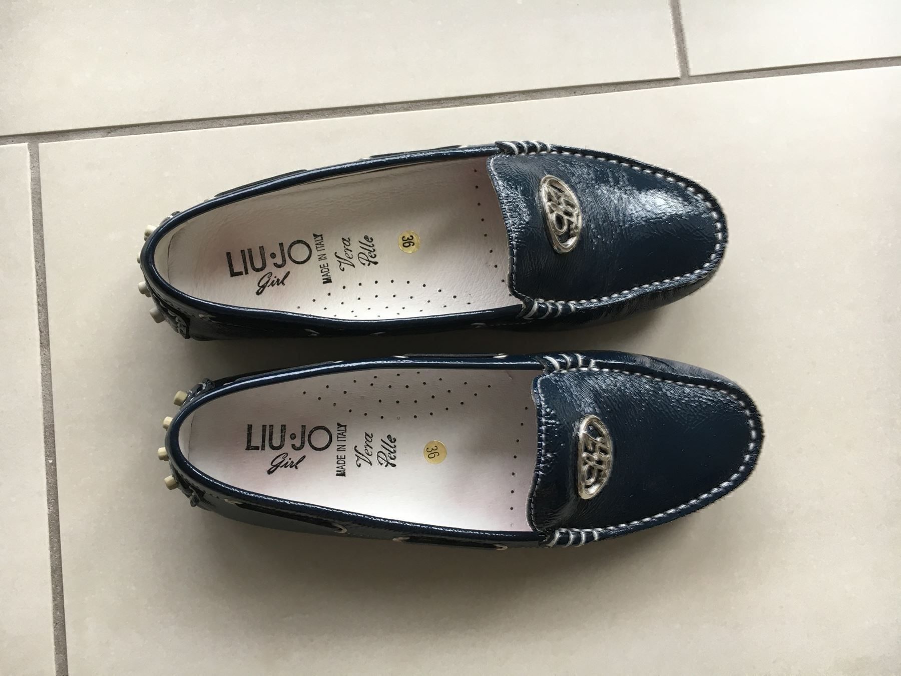 Liu Jo Damenschuhe: Mokassins Marke LIU JO, LP ca. 290 CHF – Neu (gemäss Beschreibung) aus Buchs-ZH von rivella55 2