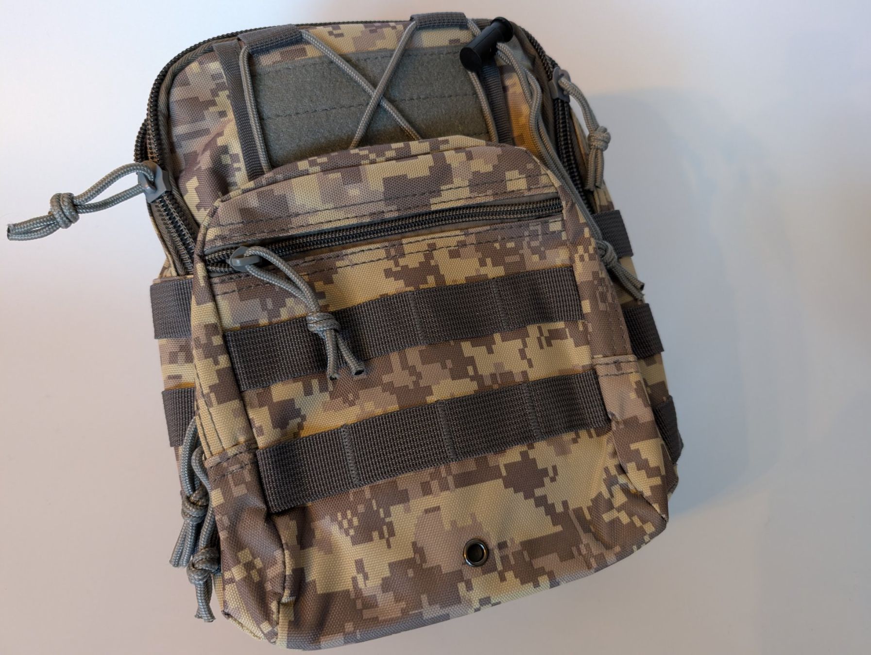 Borse: Set Military Tasche und Feldflasche – Nuovo e nell'imballaggio originale da Ostermundigen venduto da TradeLab 3