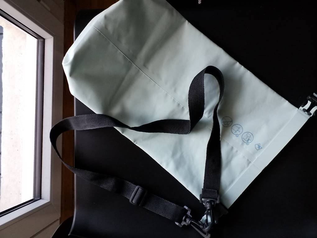 Borse: Aarebag Small Kleine Schwimmtasche – Usato da Bern venduto da Bluepop 2