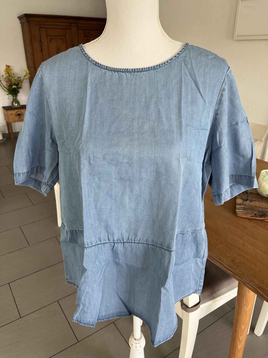 Tchibo Chemisiers: Tchibo Bluse blau Gr. 42 – D'occasion à Herrenschwanden par Kamel1