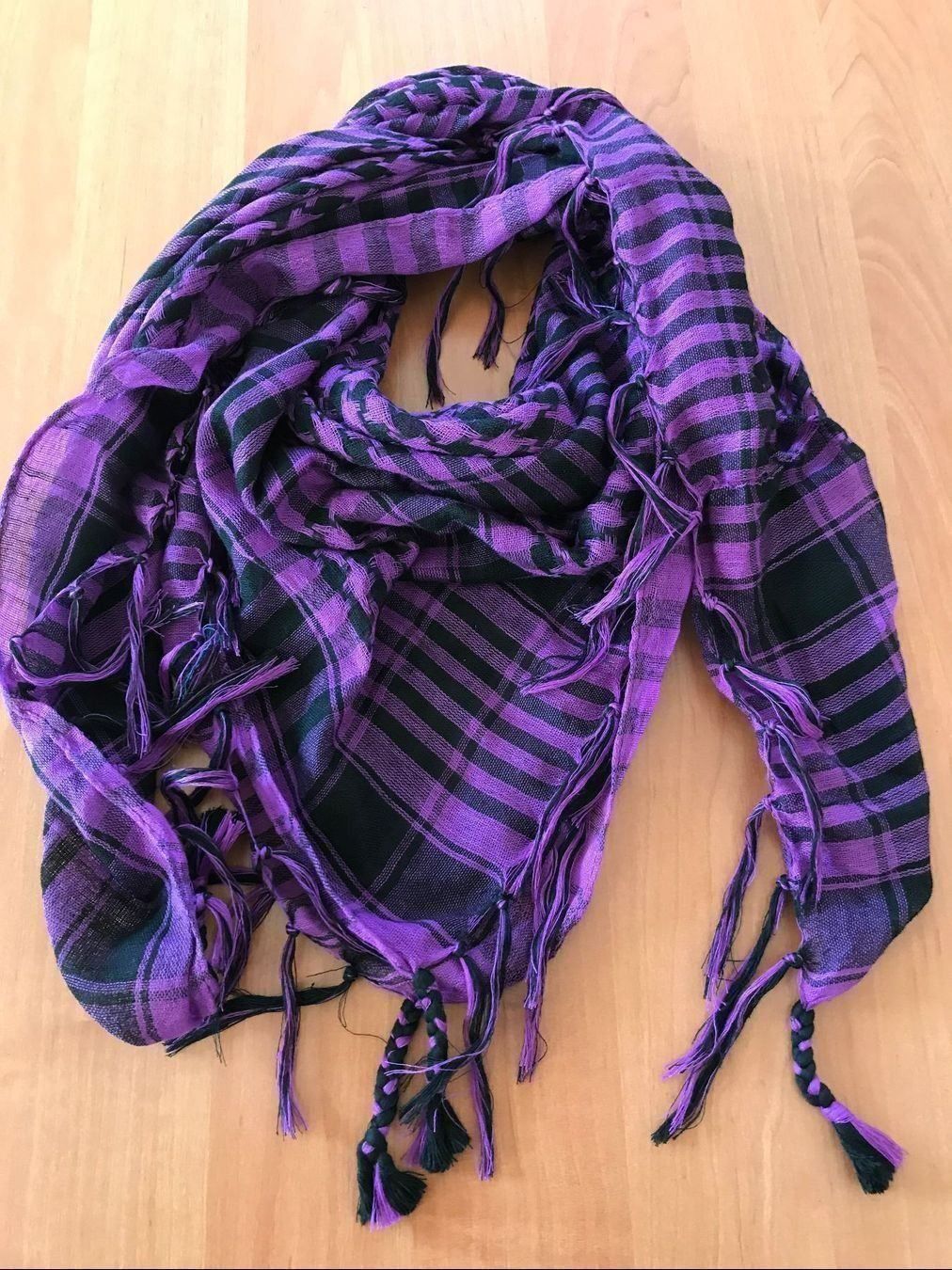 Foulards, Tücher & Schals: HALSTUCH ARAFAT / PLO LILA – Neu und originalverpackt aus St. Gallen von Martunia