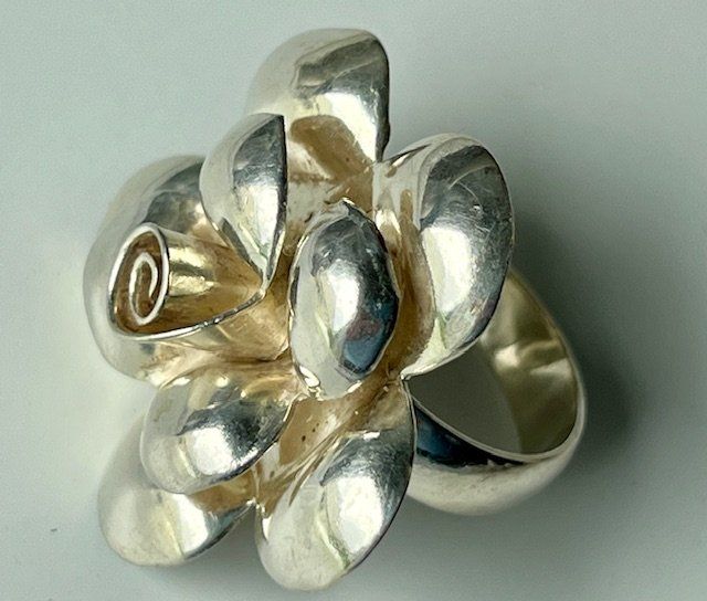 Anelli: EXCLUSIVE BRILLIANT STERLING SILVER RING. – Usato da Basel venduto da MarhiAliss68 2