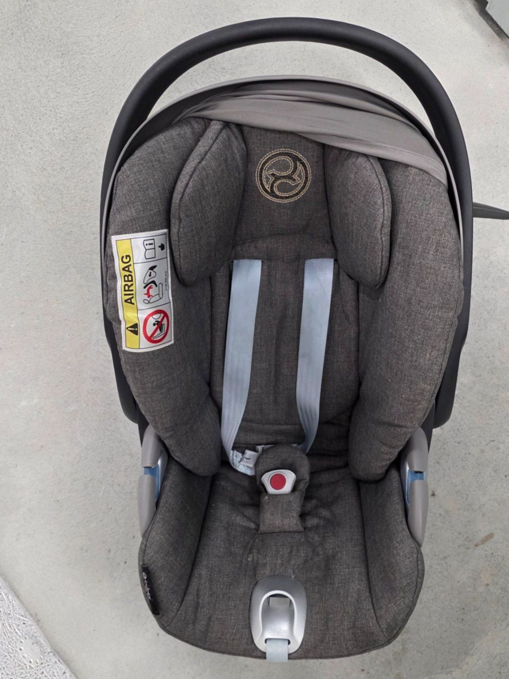 Cybex Auto-Kindersitze: Cybex Cloud Z Babyschale. Unfallfrei – Gebraucht aus Horgen von data_expert
