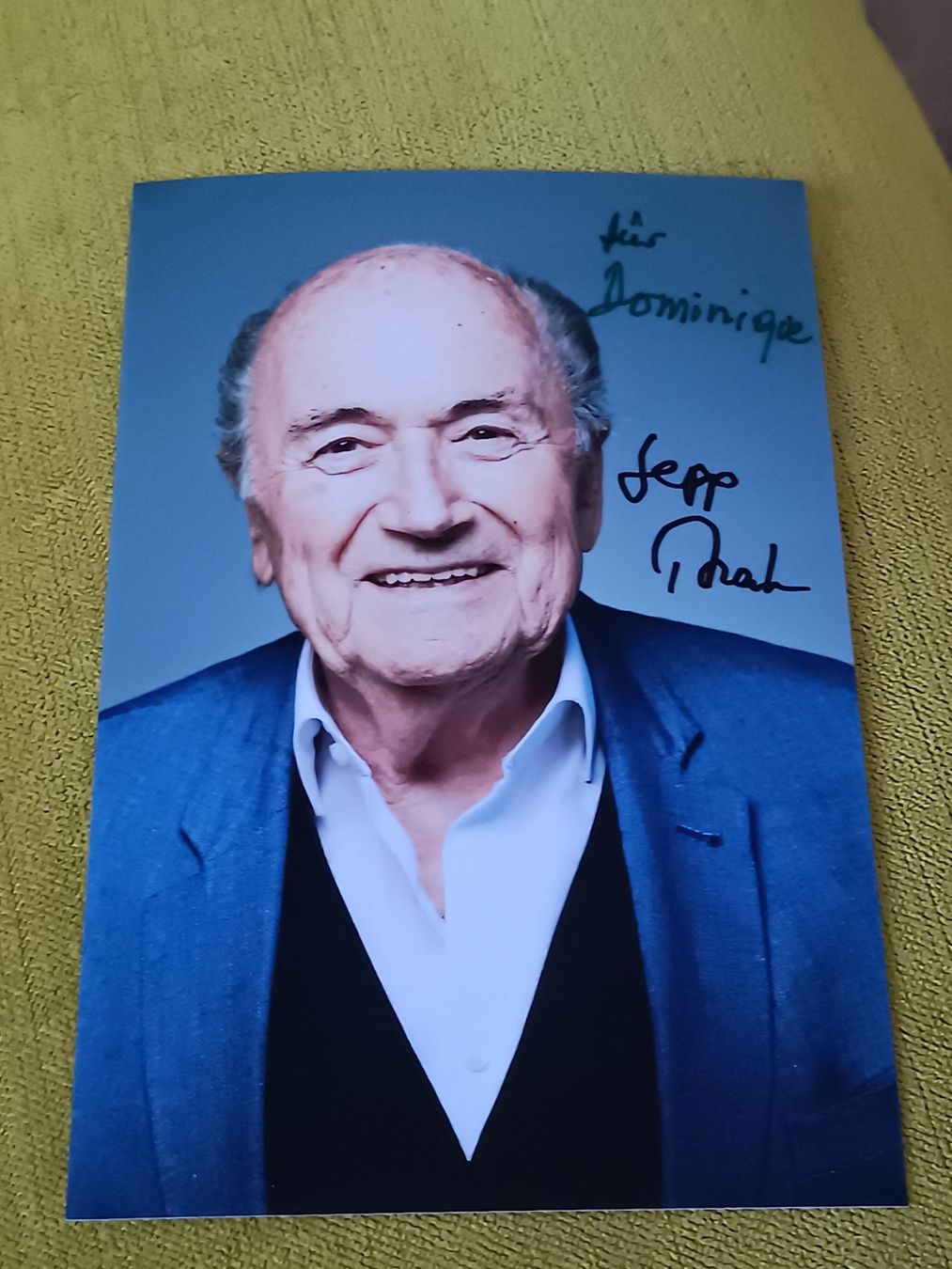 Autogramme: Sepp Blatter - handsigniertes Foto – Gebraucht aus Menziken von Autogramme