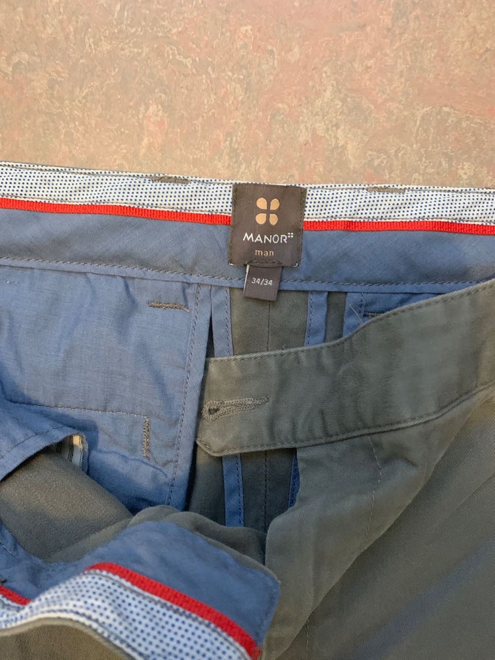 Hosen: Hose grau 34/34 – Gebraucht aus Wiggen von Antoniotto 1