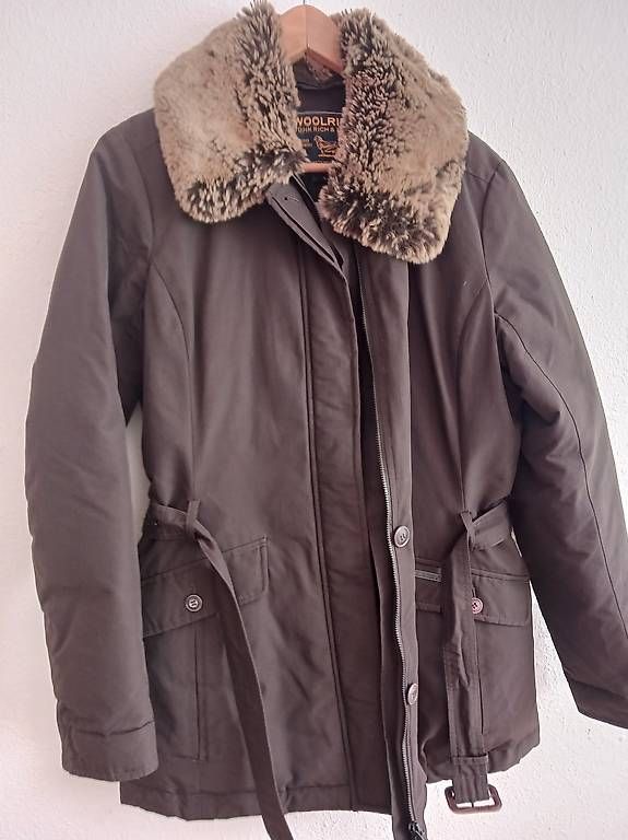Woolrich Jacken: Wintejacke von Woolrich M – Gebraucht aus Riedholz von bri_fr7s
