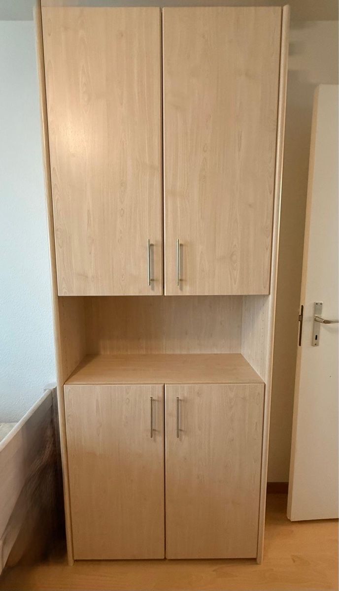 Armadi: Schrank – Usato da Zwillikon venduto da Wilemer007