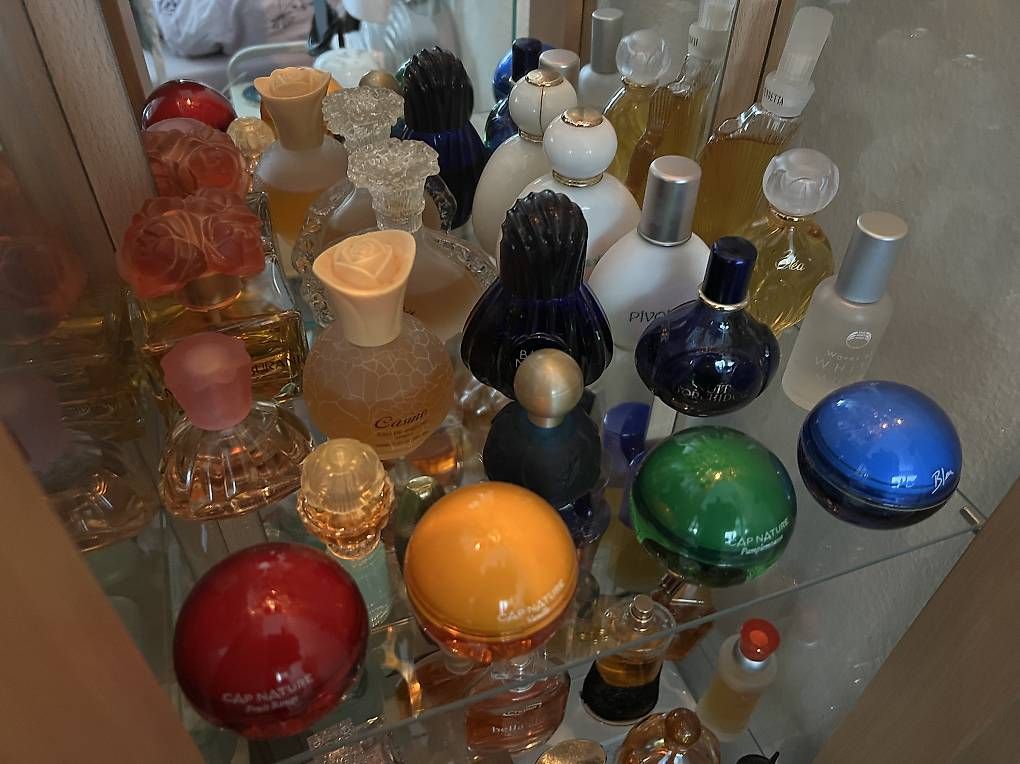 Parfum & Eau de Toilette: Parfum Sammlung  – Gebraucht aus Niedergösgen von tanjalc 3